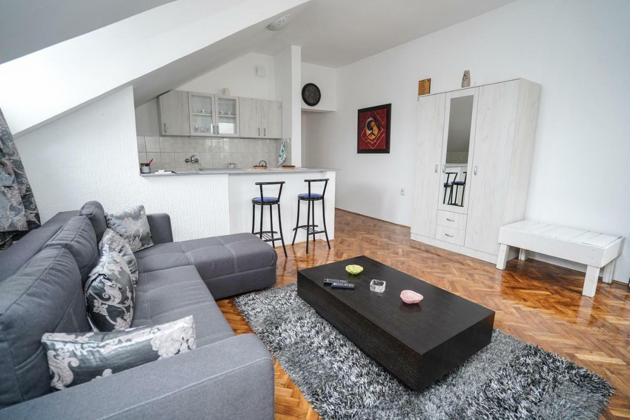 Apartmani Gencic Kladovo Esterno foto